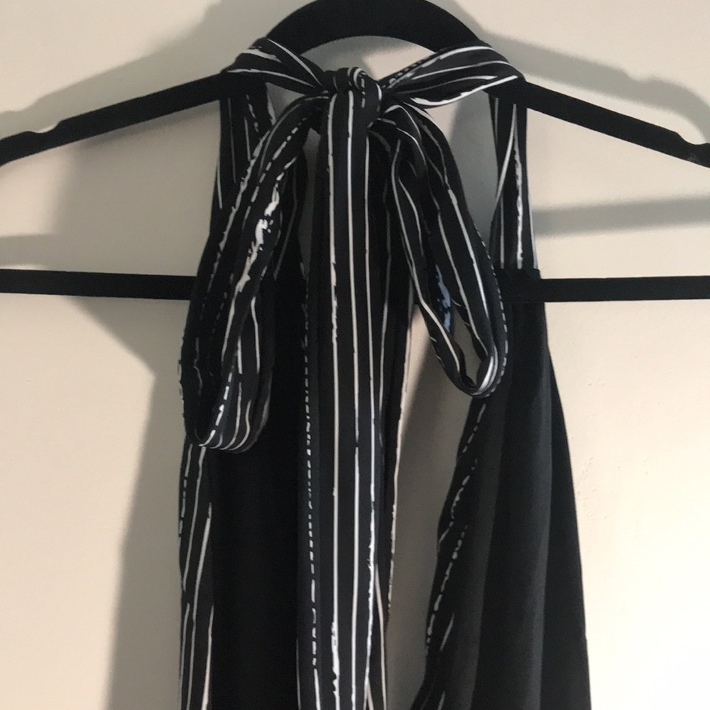 Cocoship, Size 6 Deep Vneck halter backless 🩱 swimsuit one piece. - Picture 4 of 7